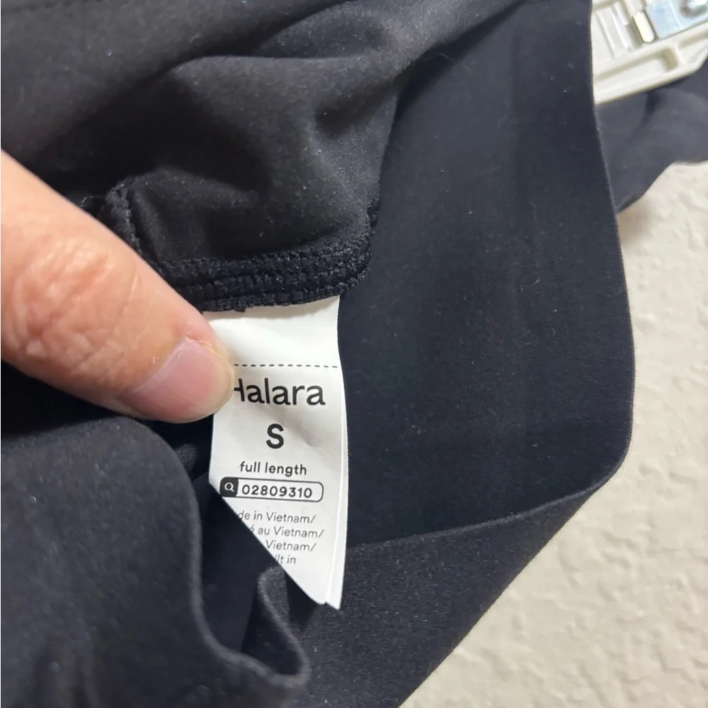 Halara Butt Cinch High Waist Full Length Leggings Black Small NWOT - Picture 3 of 3